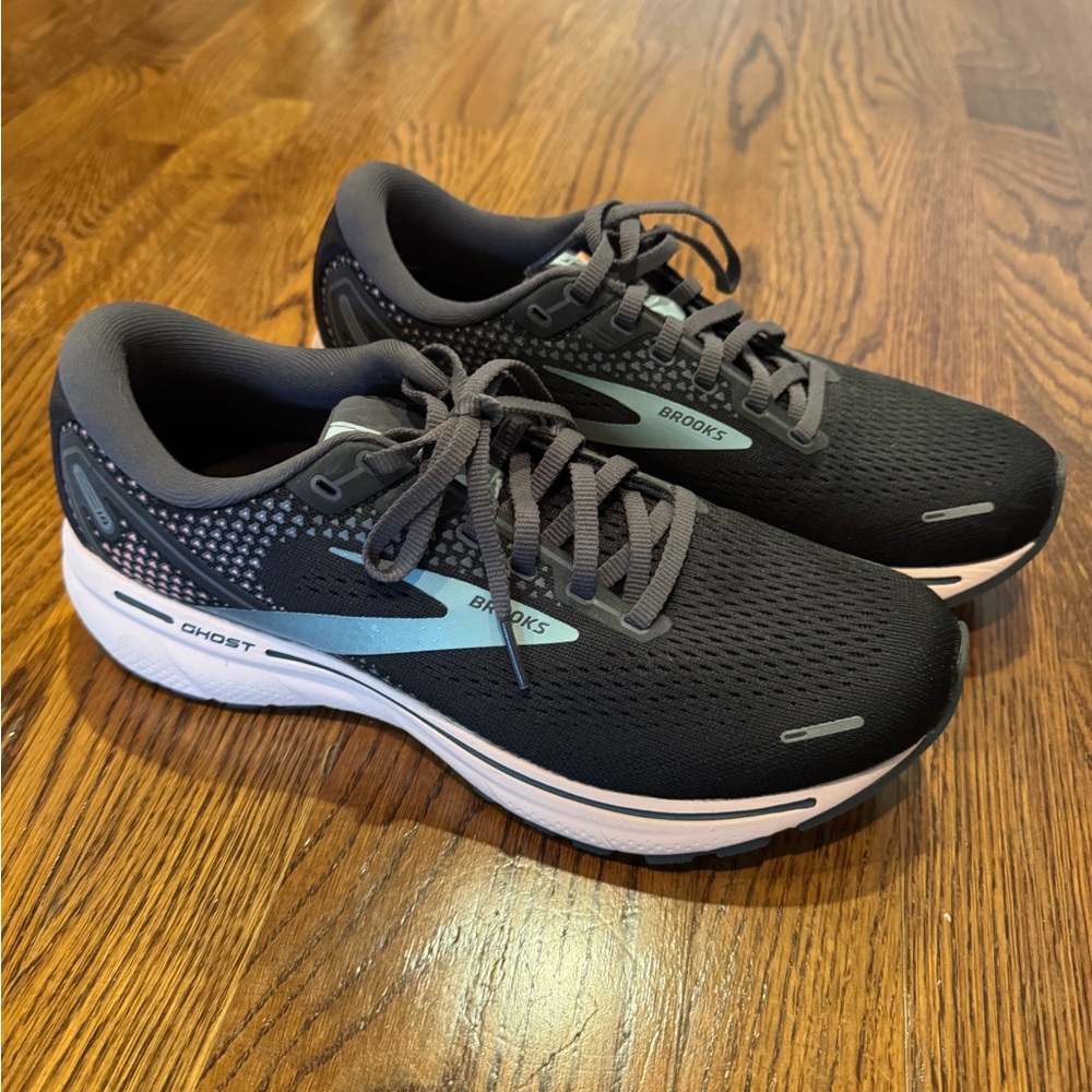 Brooks Ghost - Women Like New